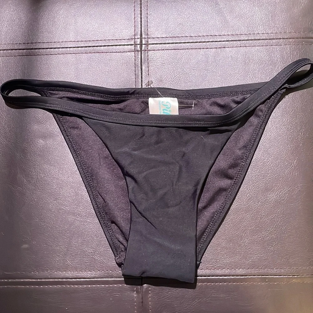 bikini bottom - Picture 1 of 5